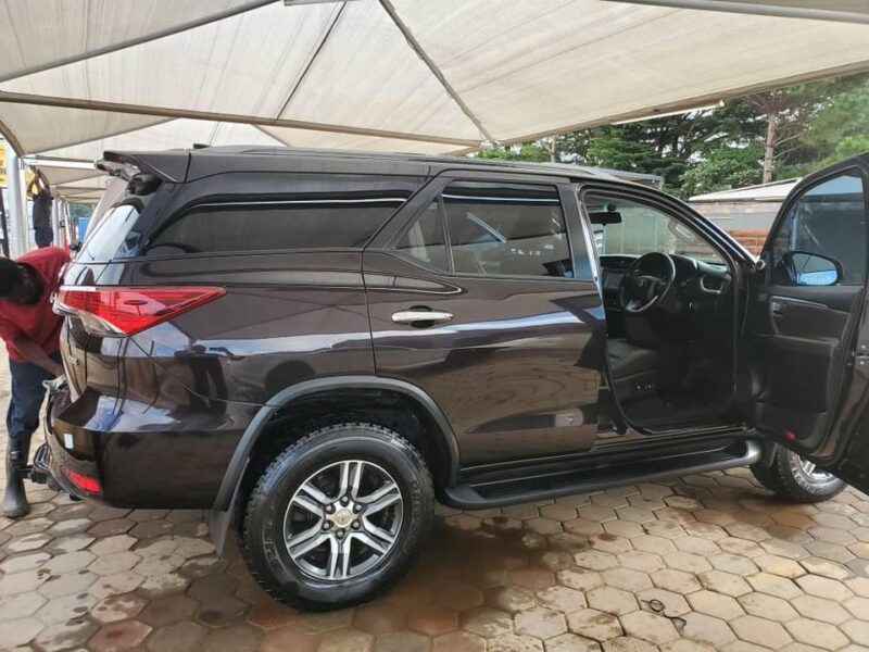 Toyota Fortuner