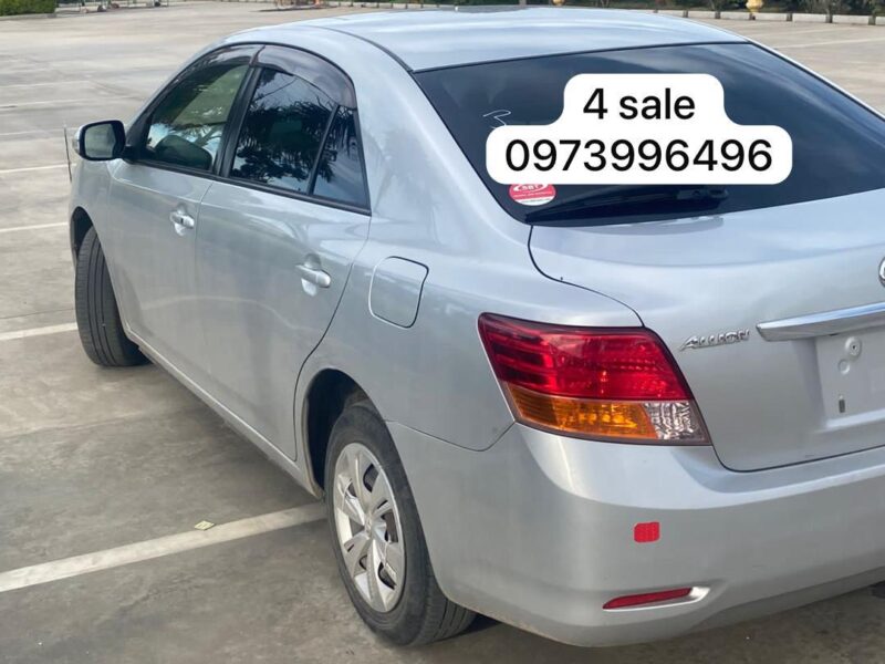 Silver Toyota allion