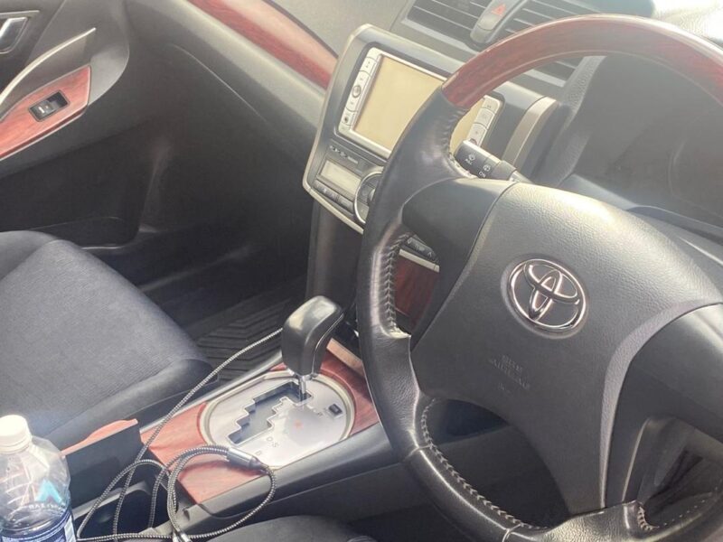 Silver Toyota allion